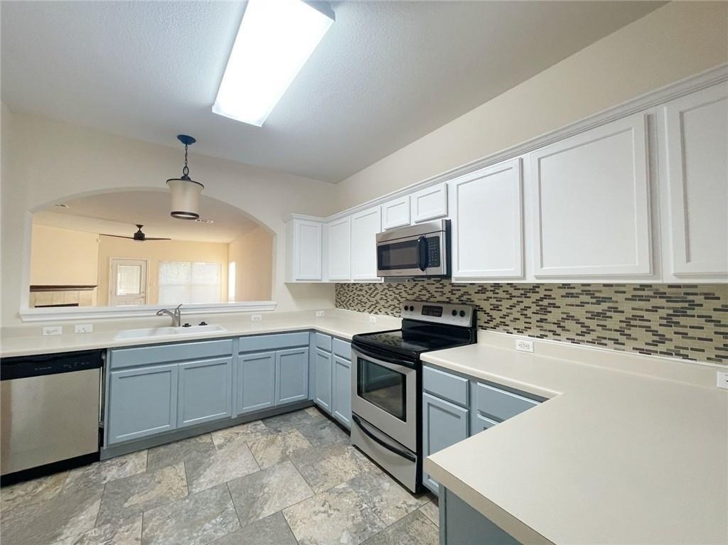 18208 Maxa Dr - Photo 5