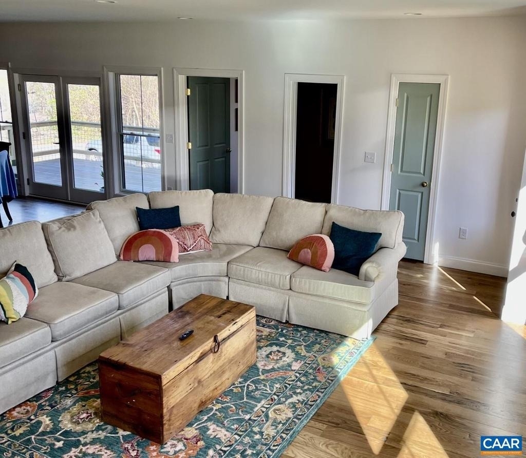 5606 Saint George Ave - Photo 3
