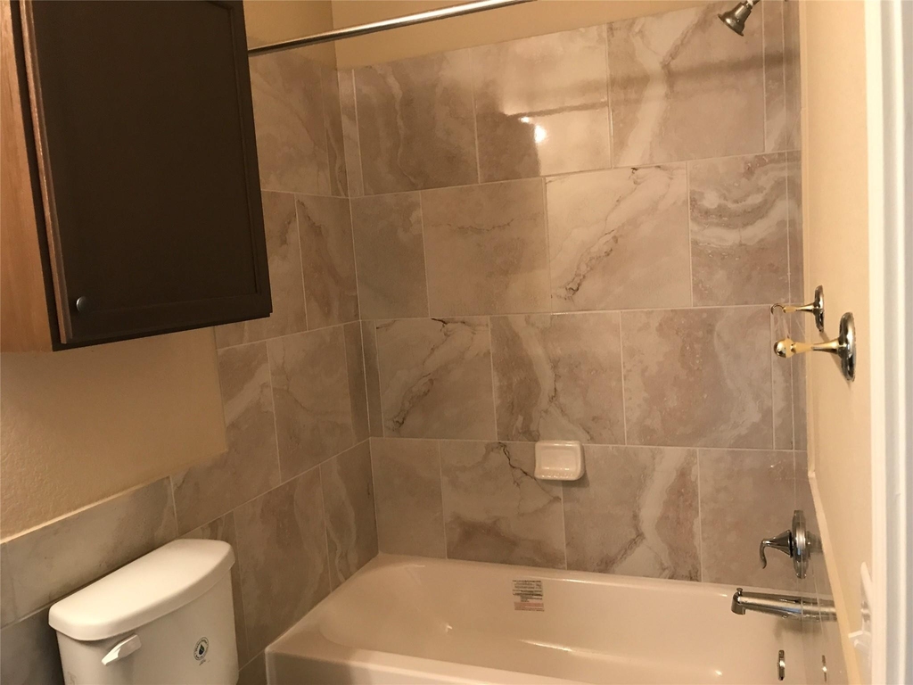 2507 Oak Ln Ln - Photo 10