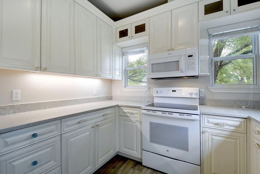 2330 Westforest Dr - Photo 7