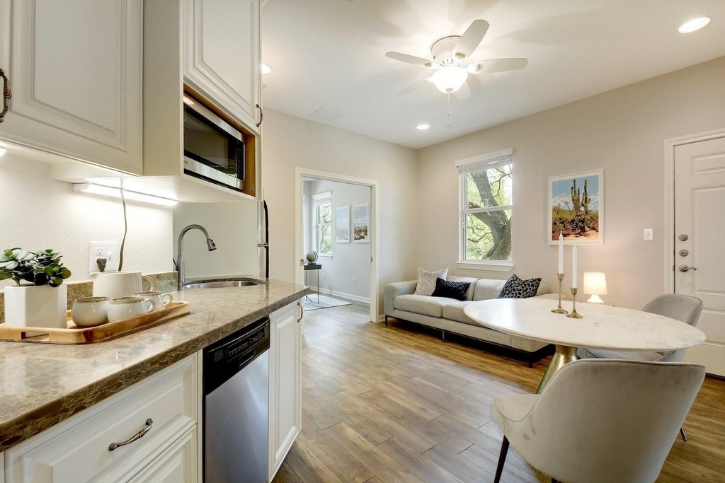 2330 Westforest Dr - Photo 8