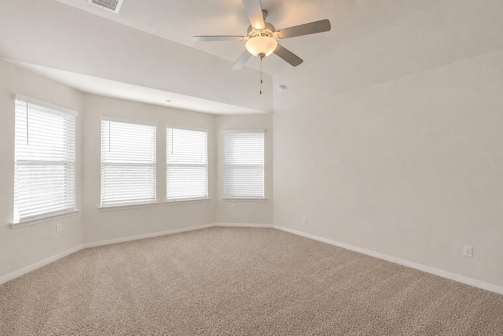 12602 Dairywork Rd - Photo 14