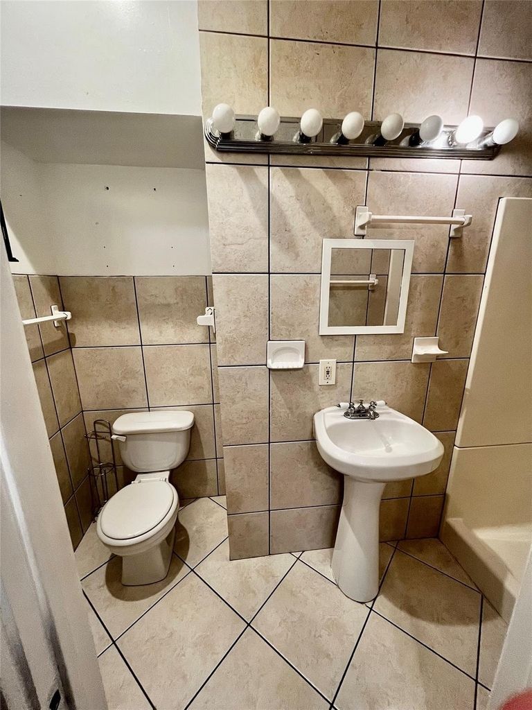 5416 Evans, Unit A Ave - Photo 10