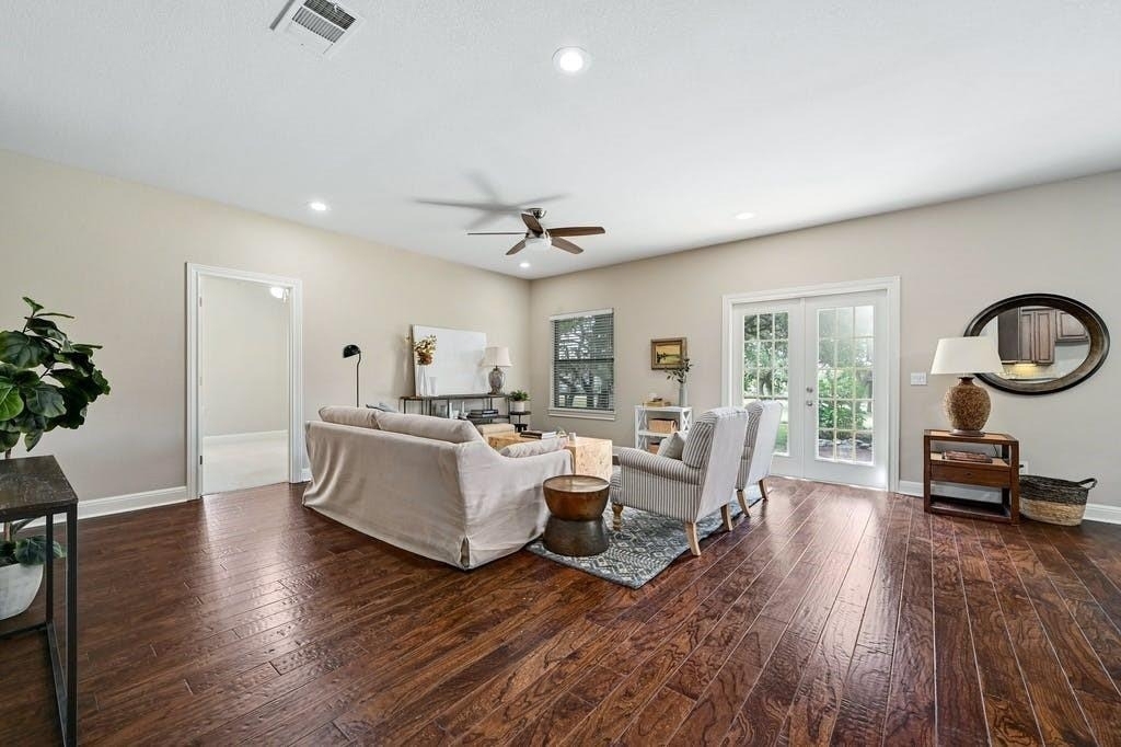 200 Oak Hollow Ln - Photo 14