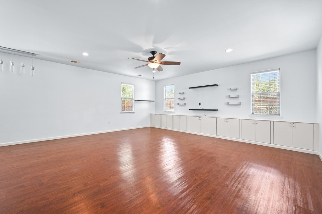 330 Howard Ln - Photo 7