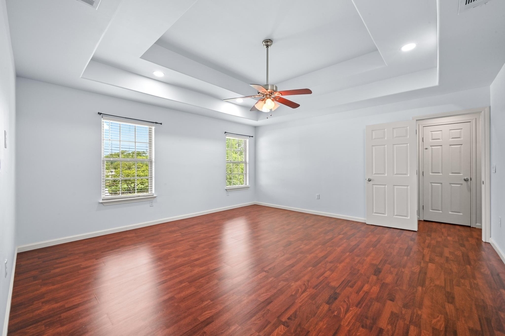 330 Howard Ln - Photo 17