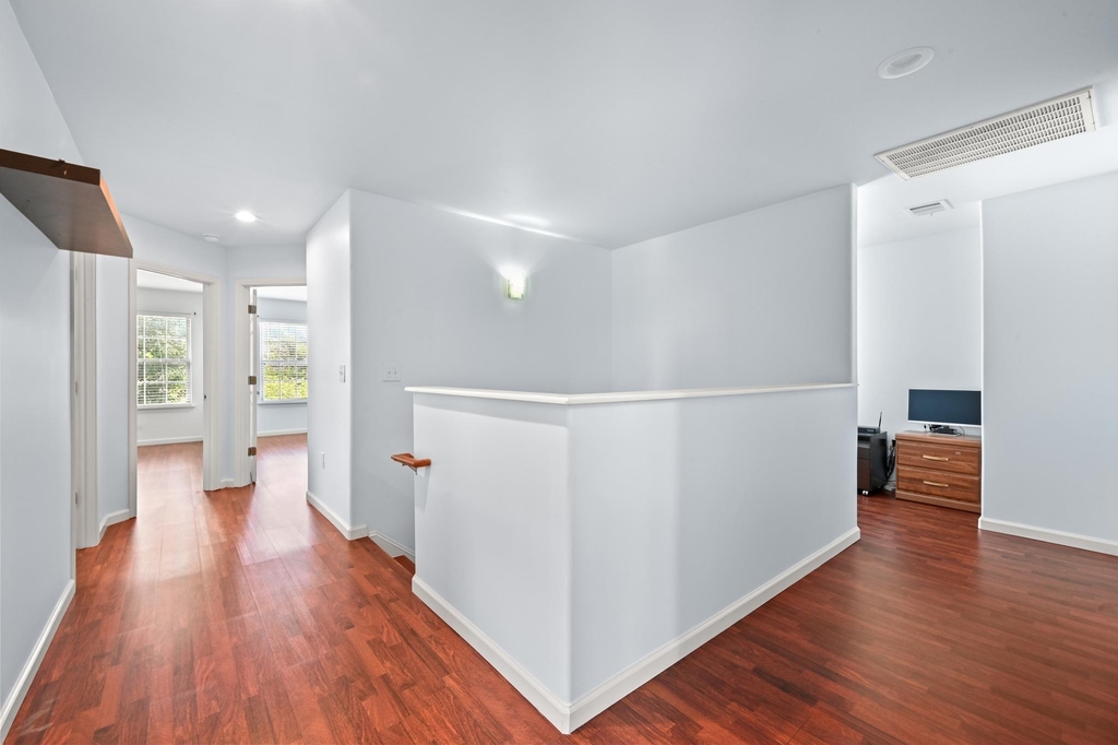 330 Howard Ln - Photo 15