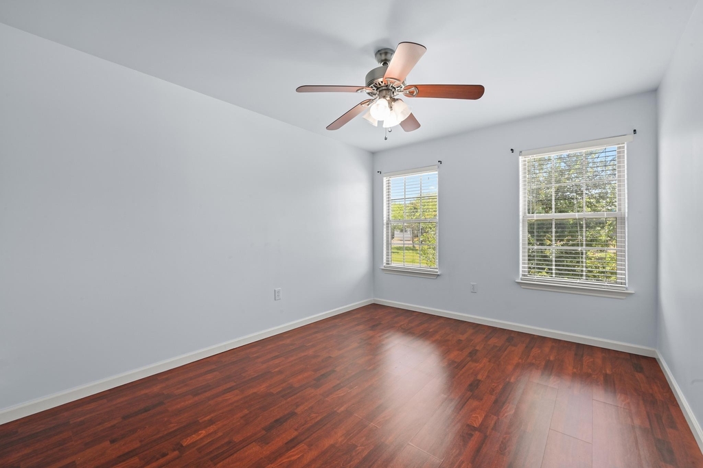 330 Howard Ln - Photo 24