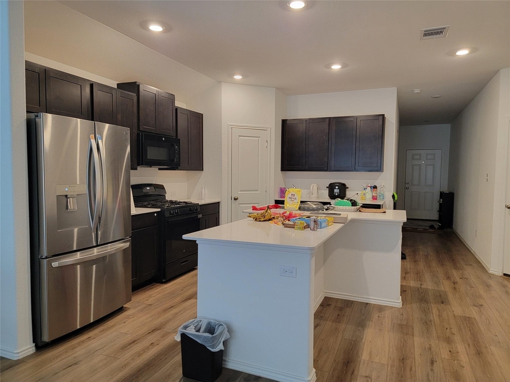 100 Montego St - Photo 9