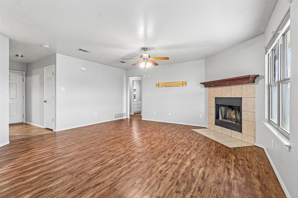 1309 Marlee Cir - Photo 6