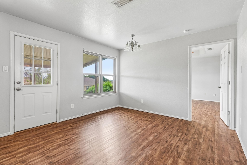 1309 Marlee Cir - Photo 8