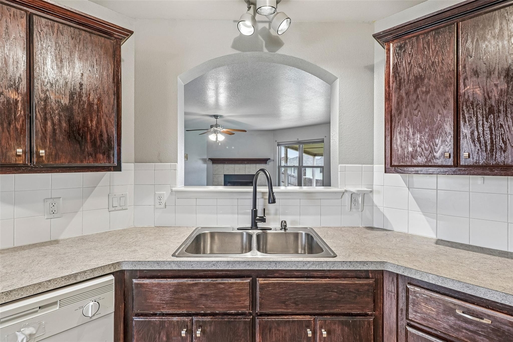 1309 Marlee Cir - Photo 12