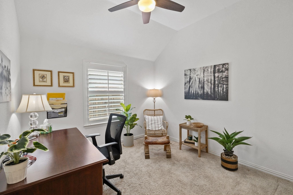 3824 Ashbury Rd - Photo 12