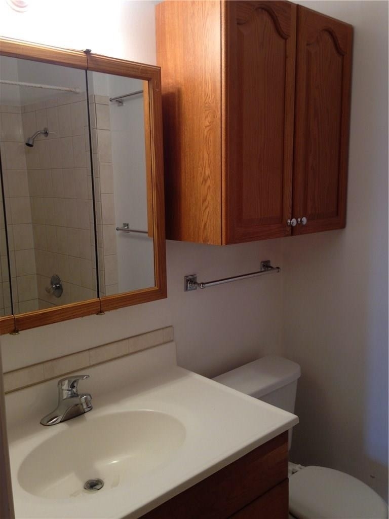 500 E Riverside Dr - Photo 9