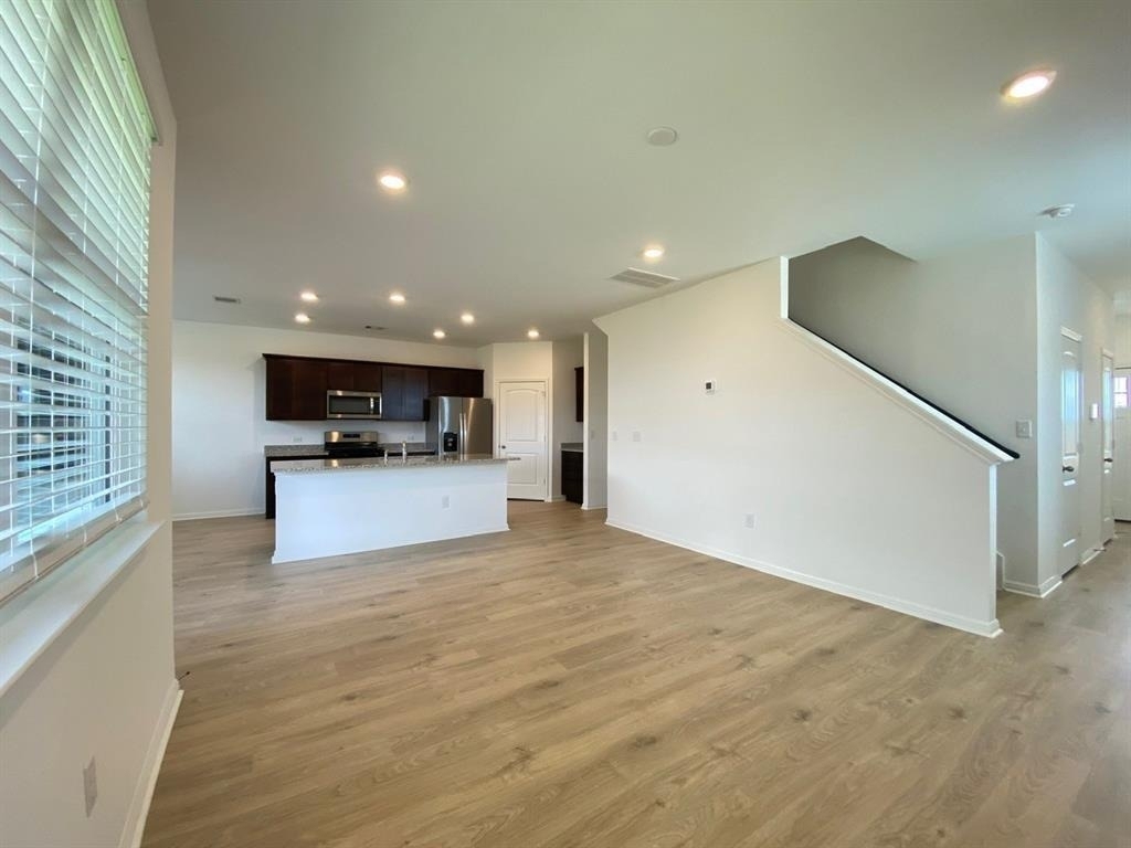 225 Saide St - Photo 4