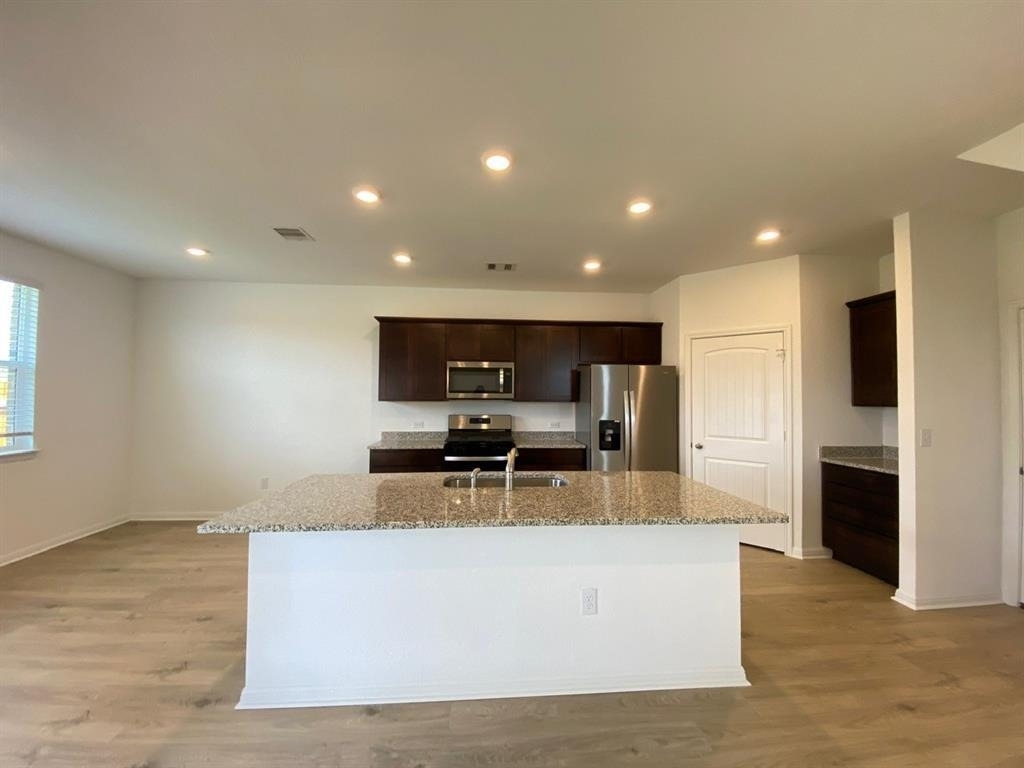 225 Saide St - Photo 3