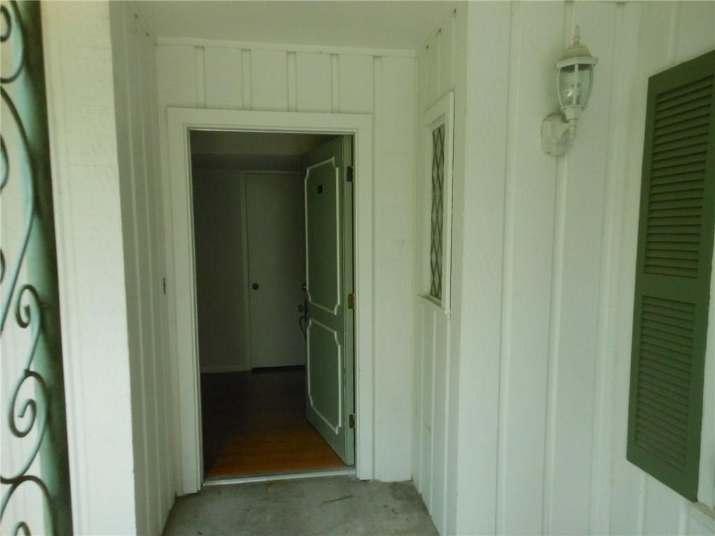 2516 Enfield - Photo 2