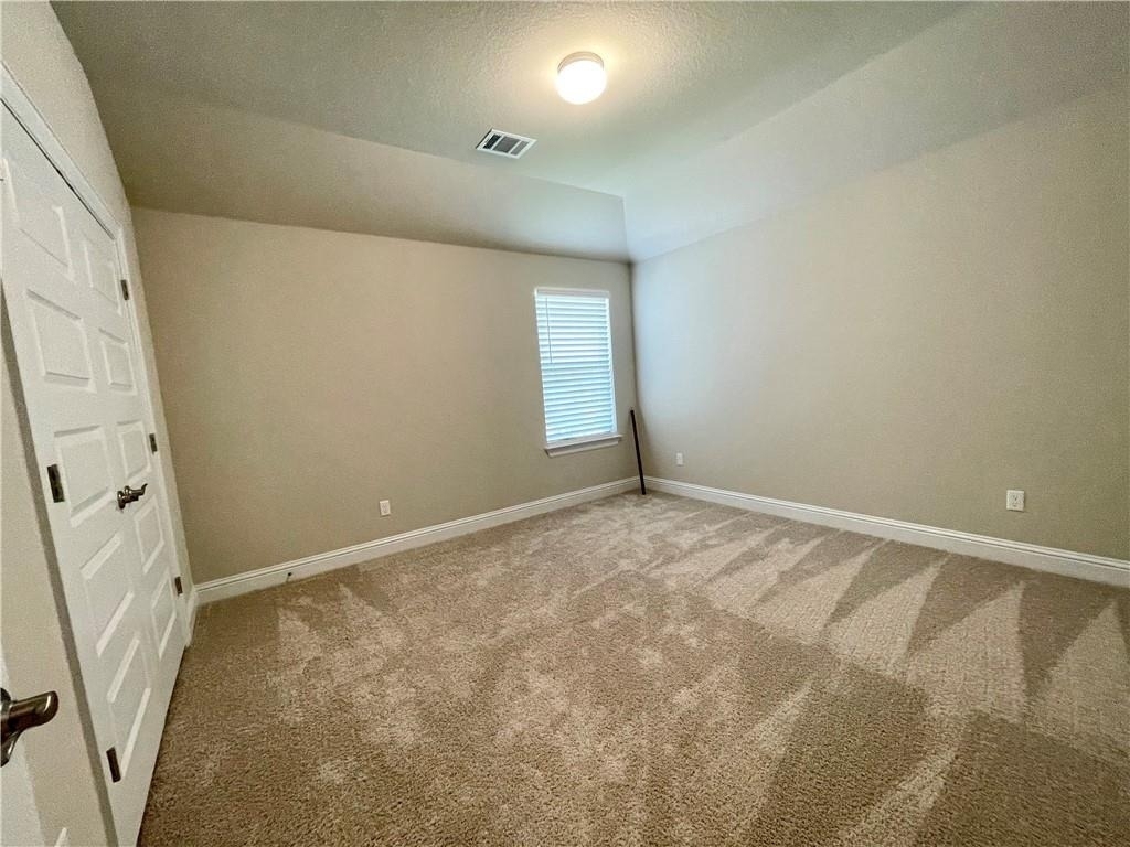 148 Riverhill Dr - Photo 18