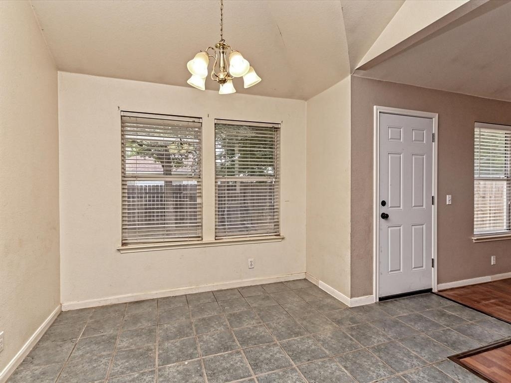 14700 Menifee St - Photo 4