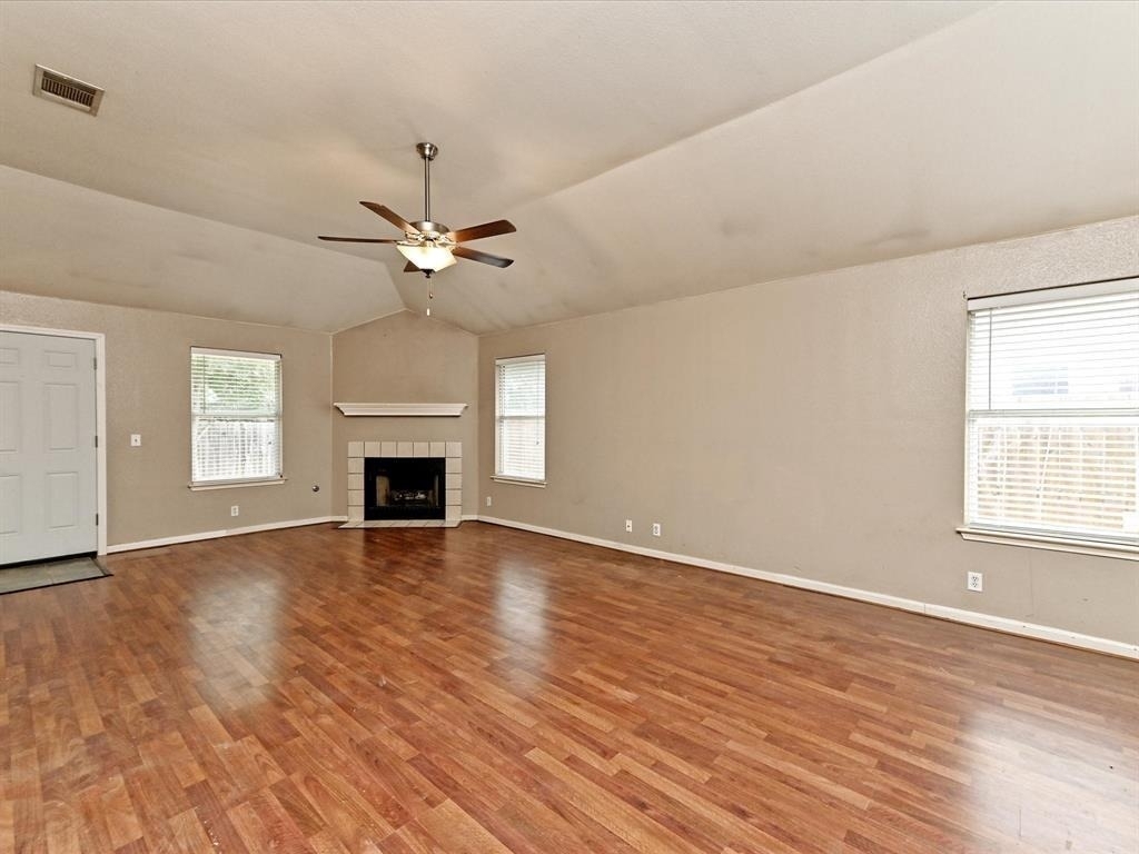 14700 Menifee St - Photo 8