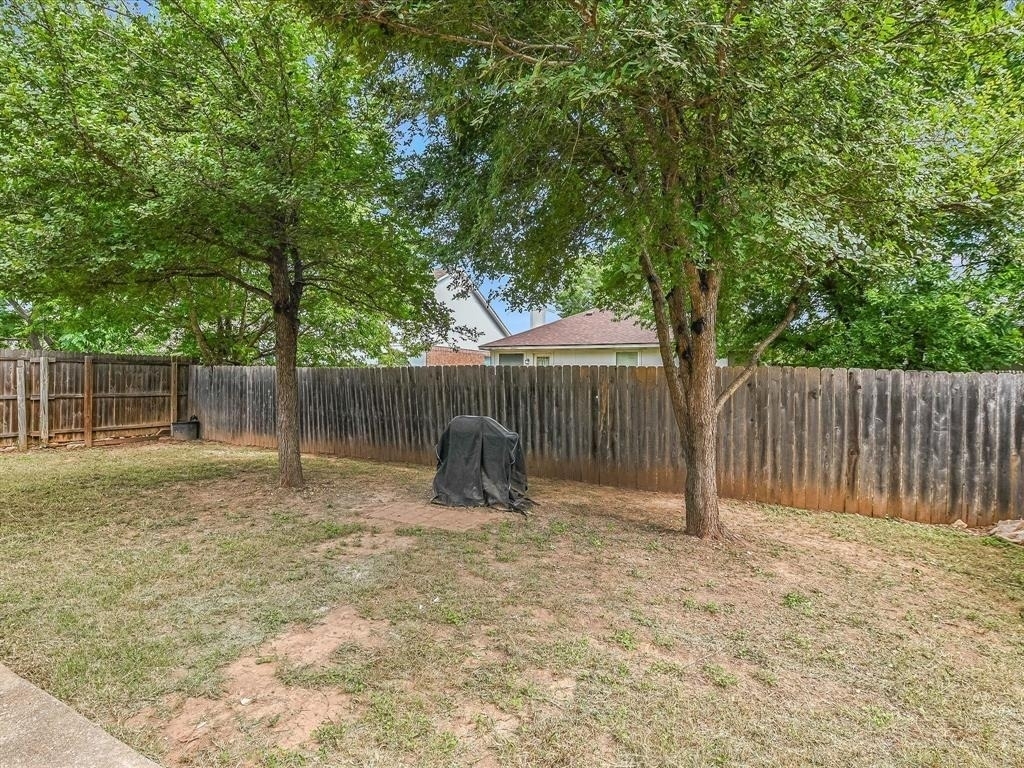 14700 Menifee St - Photo 27