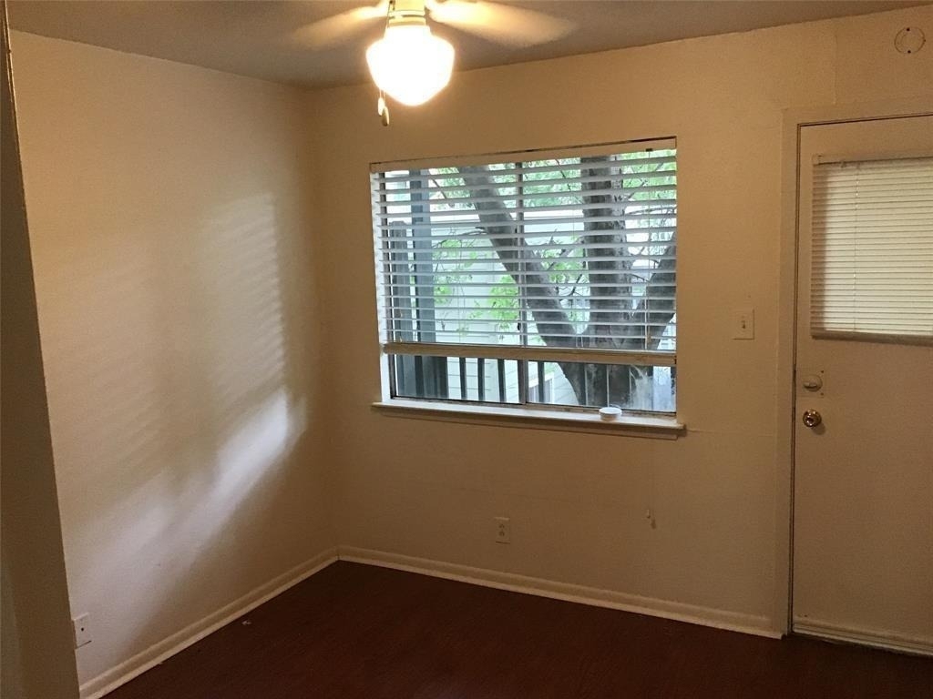 1010 W 23rd St - Photo 6