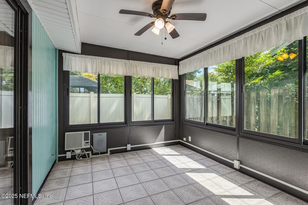 4765 Marsh Hammock Drive W - Photo 25