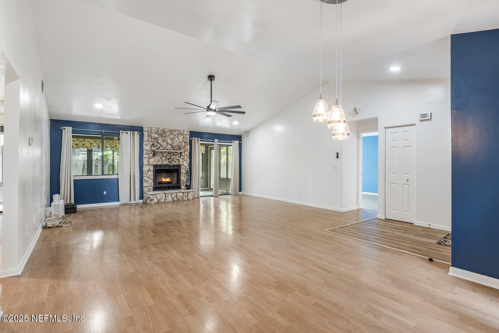 4765 Marsh Hammock Drive W - Photo 9