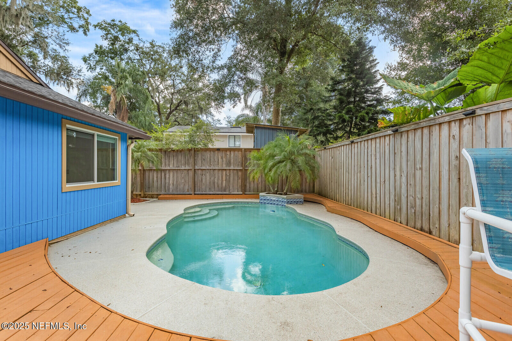 4765 Marsh Hammock Drive W - Photo 31