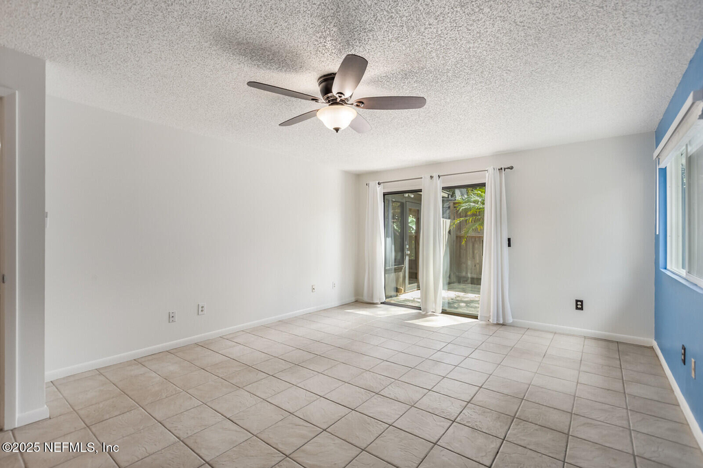 4765 Marsh Hammock Drive W - Photo 20