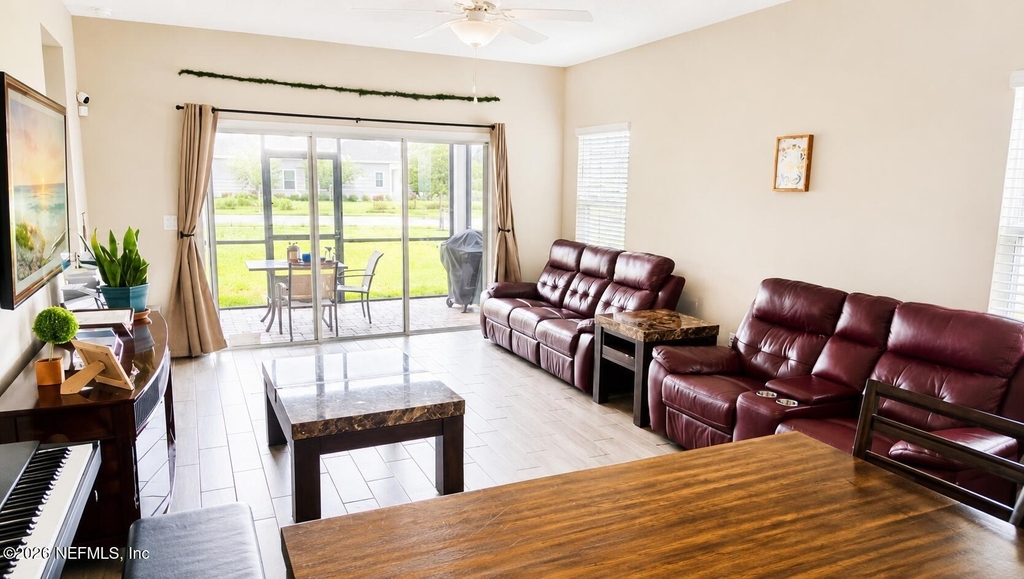 3938 Bloomfield Court - Photo 11