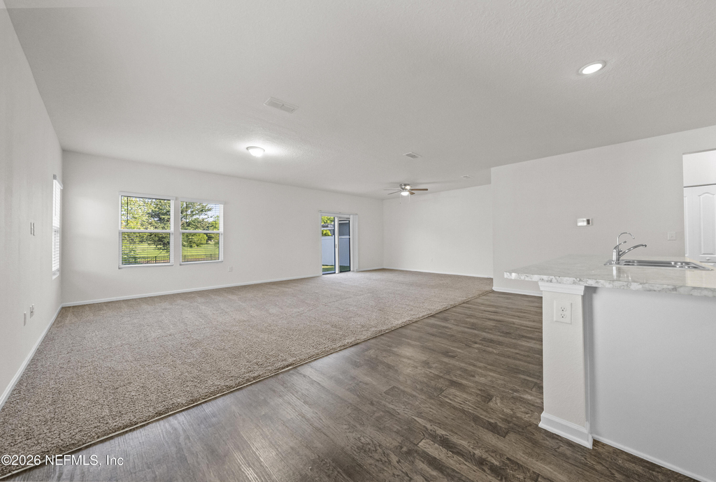8279 Meadow Walk Lane - Photo 6