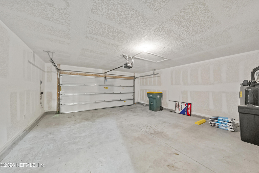 8279 Meadow Walk Lane - Photo 28