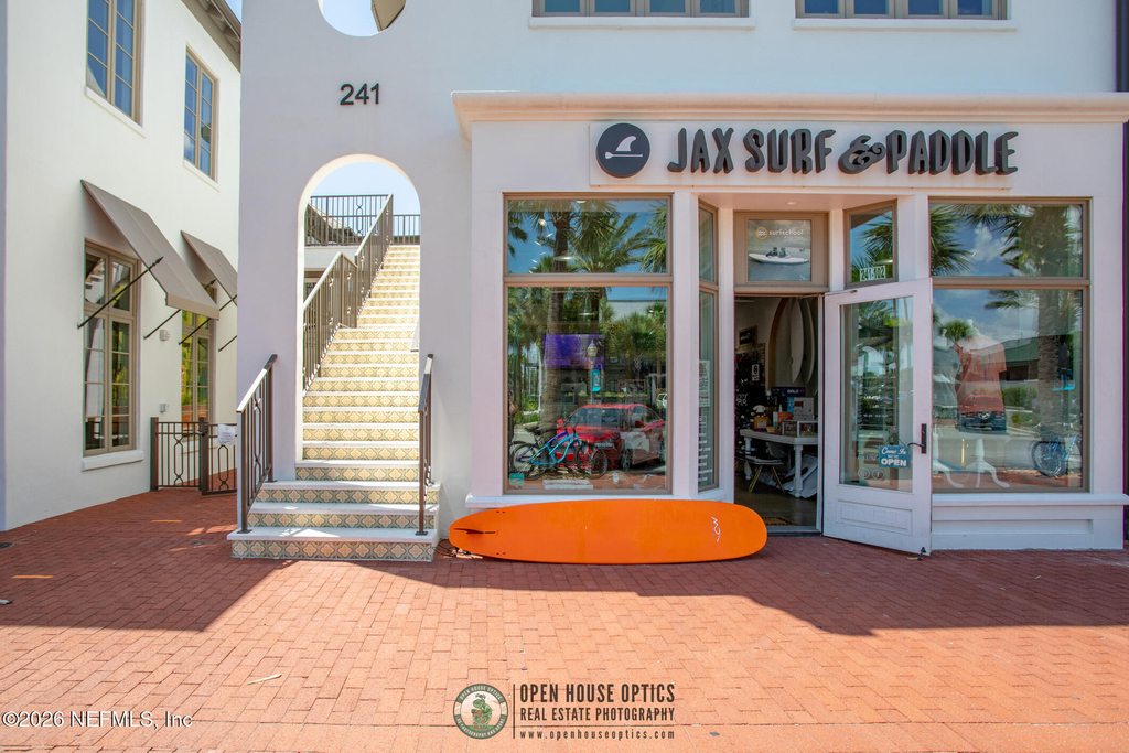 1301 Kings Road - Photo 37