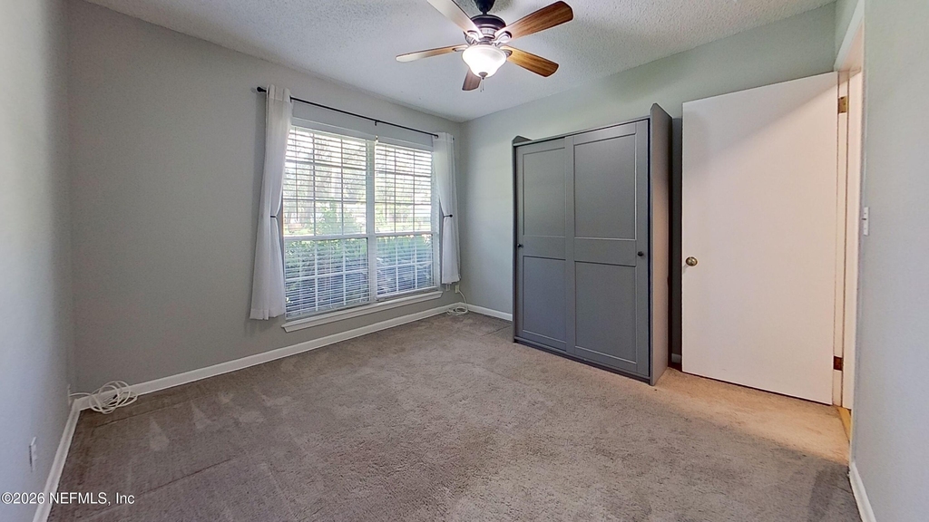 1301 Kings Road - Photo 11