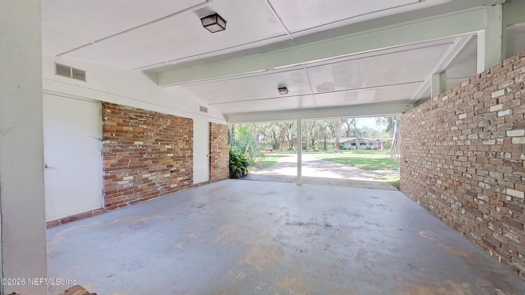1301 Kings Road - Photo 21