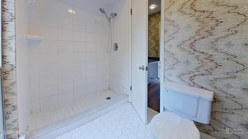 1615 Seminole Road - Photo 14