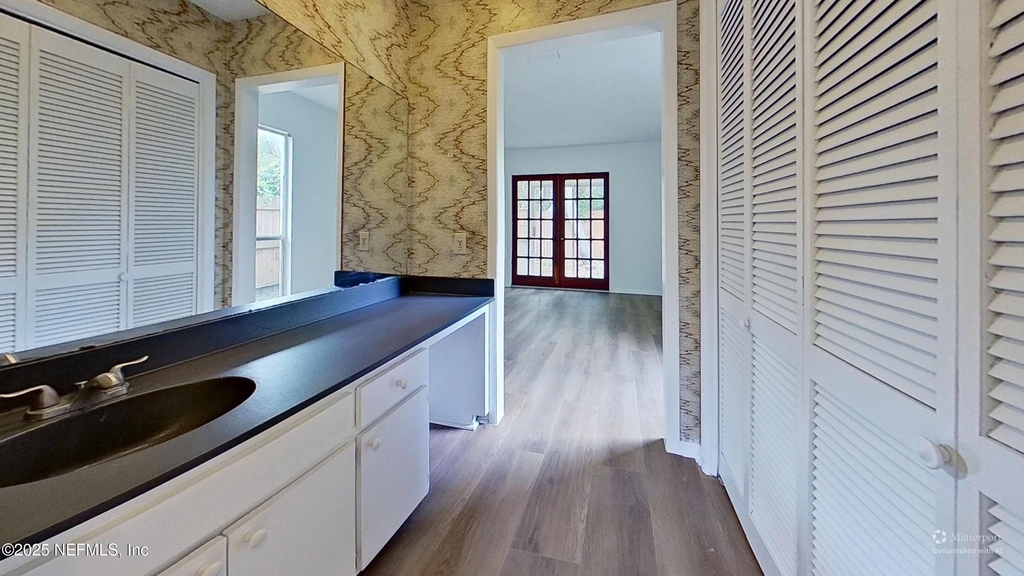 1615 Seminole Road - Photo 13