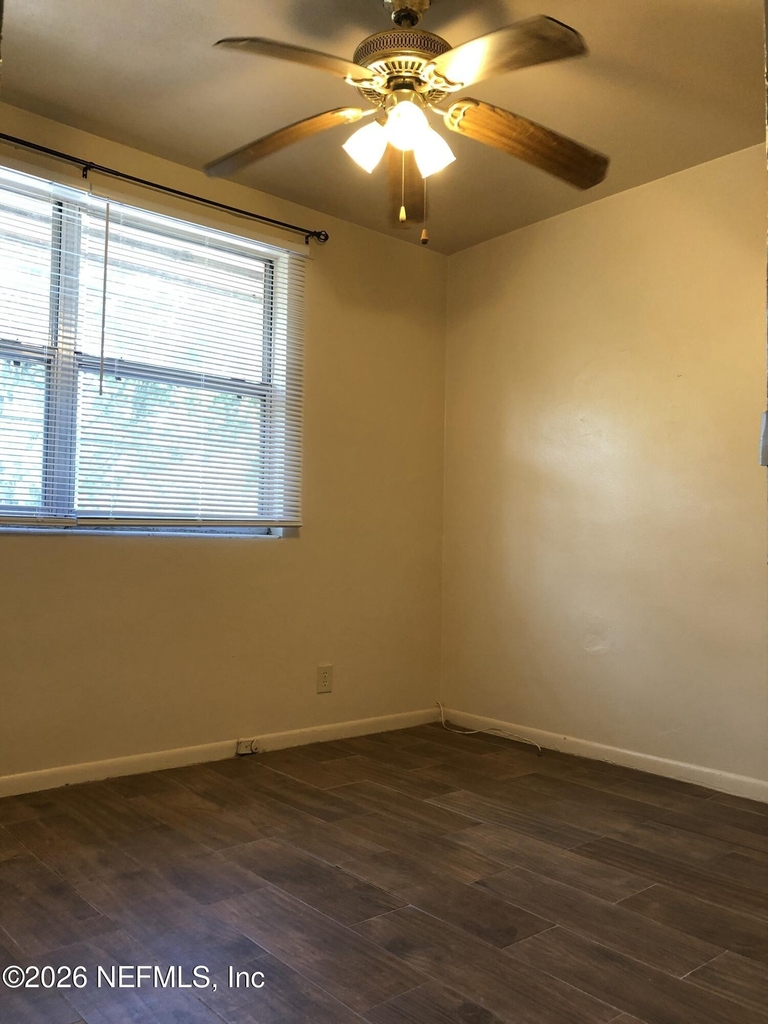 1845 19th Street - Photo 3