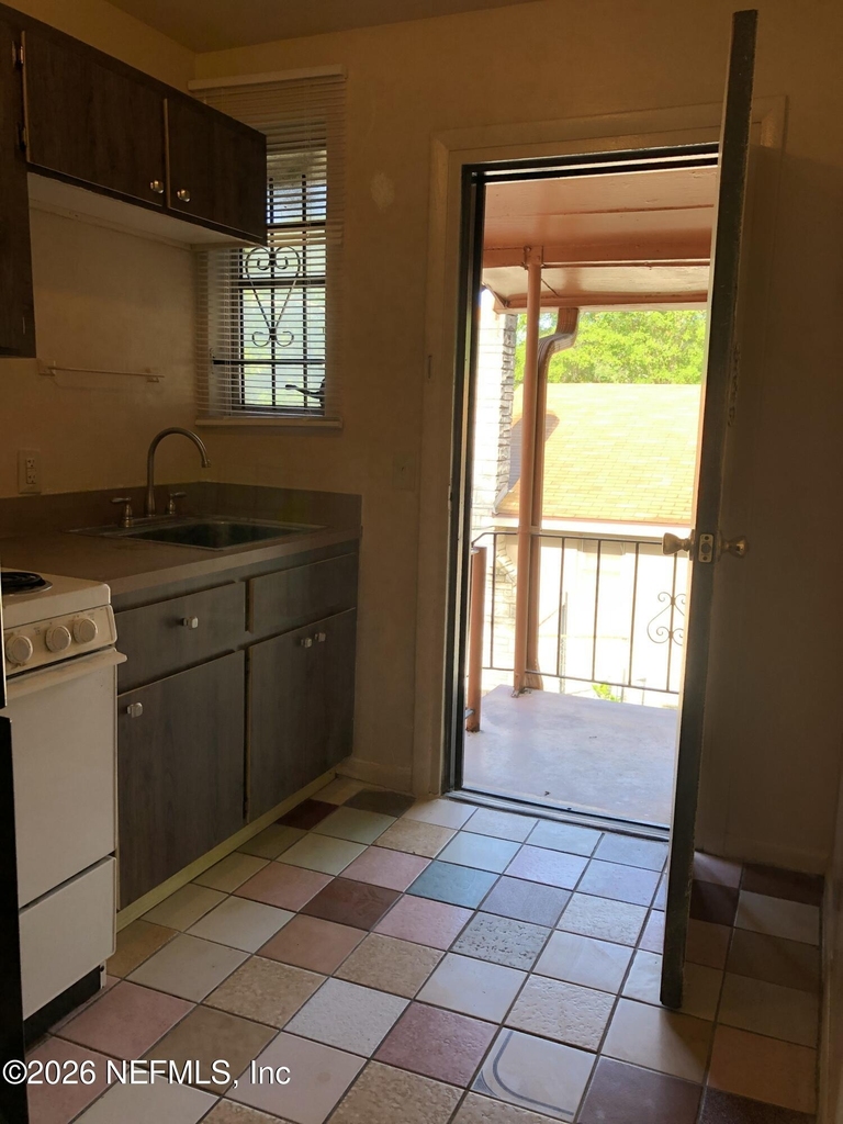 1845 19th Street - Photo 9