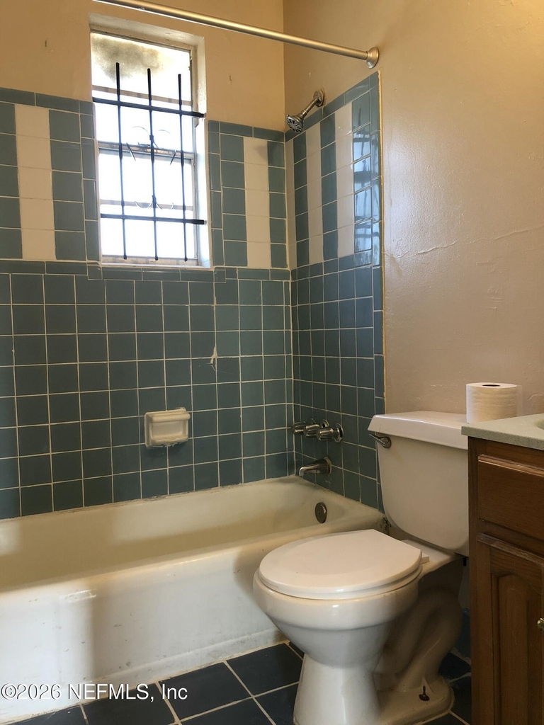 1845 19th Street - Photo 5