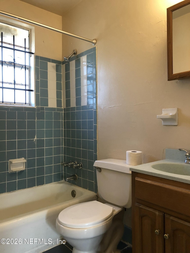 1845 19th Street - Photo 4
