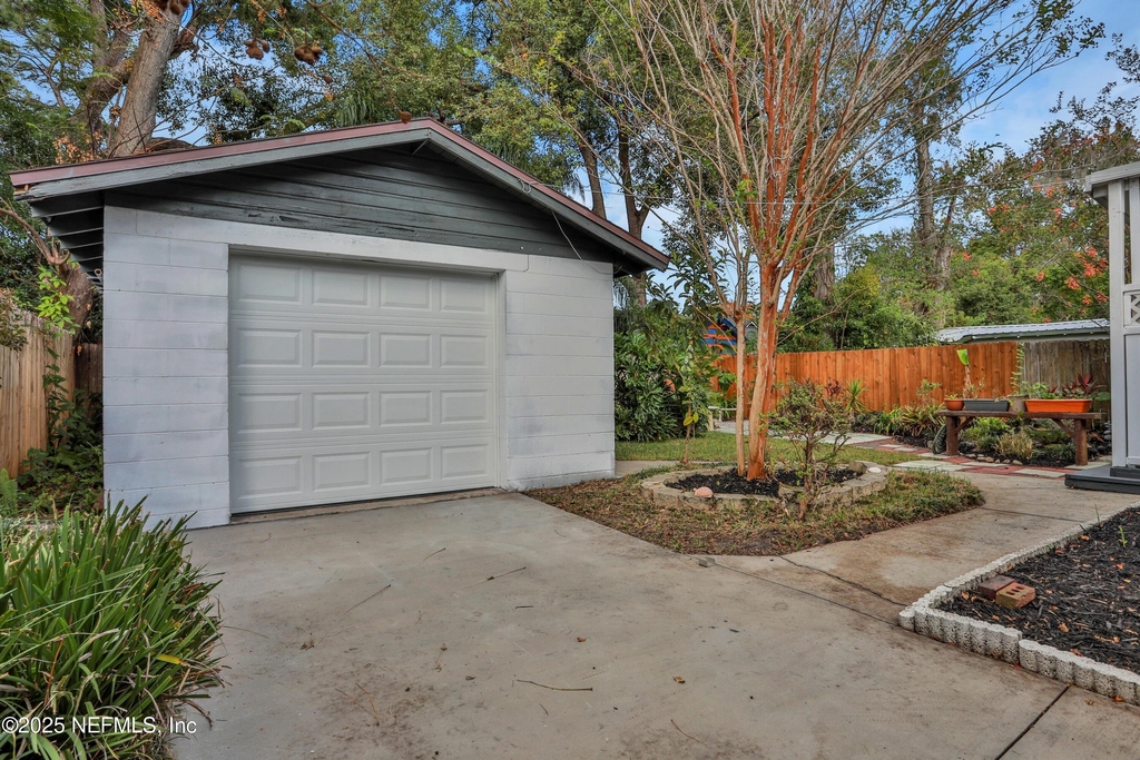 4725 French Street - Photo 40