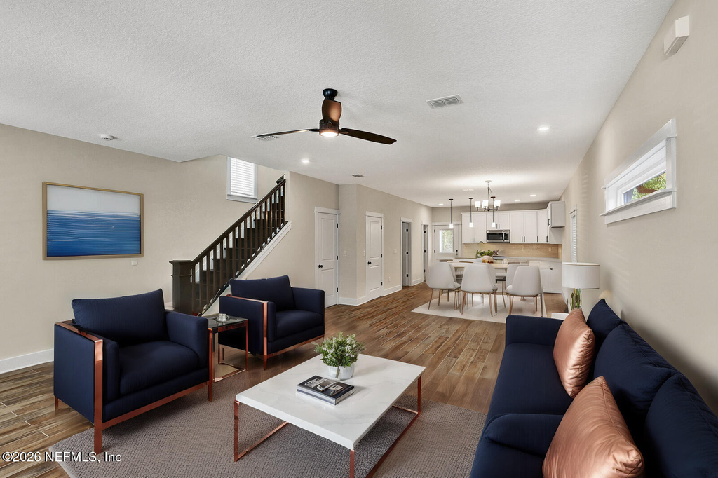 218 E 2nd Street - Photo 7