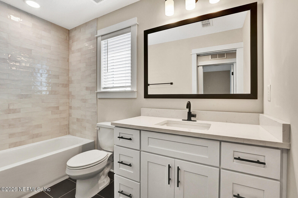 218 E 2nd Street - Photo 15