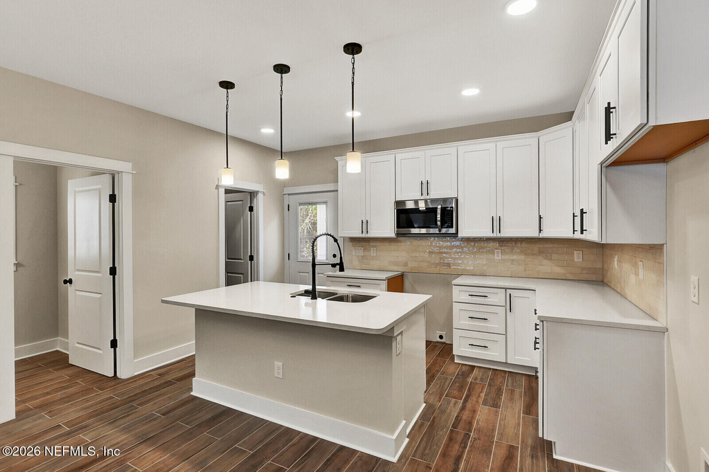 218 E 2nd Street - Photo 6