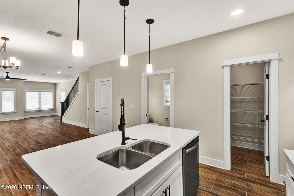 218 E 2nd Street - Photo 16