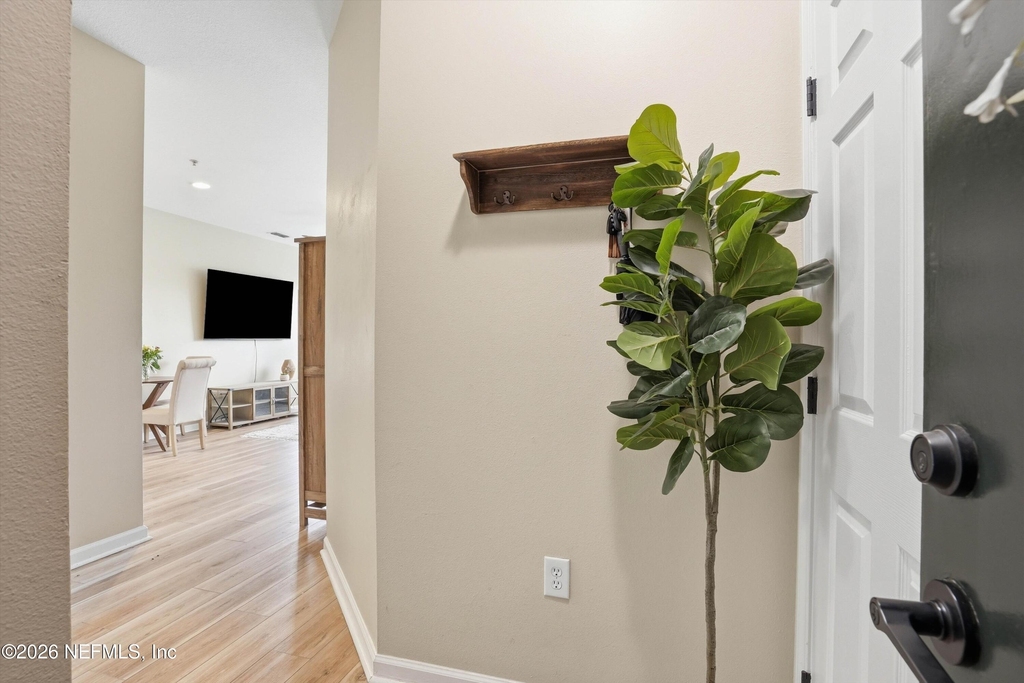 7990 Baymeadows Road - Photo 3
