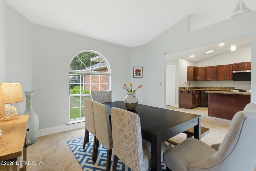 421 Chicopee Court - Photo 23