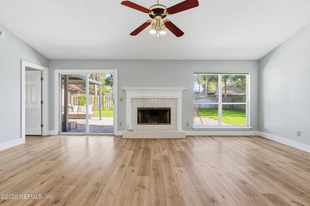 421 Chicopee Court - Photo 14